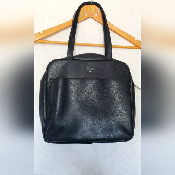 Matt & Nat Purse - Picture 1 of 8